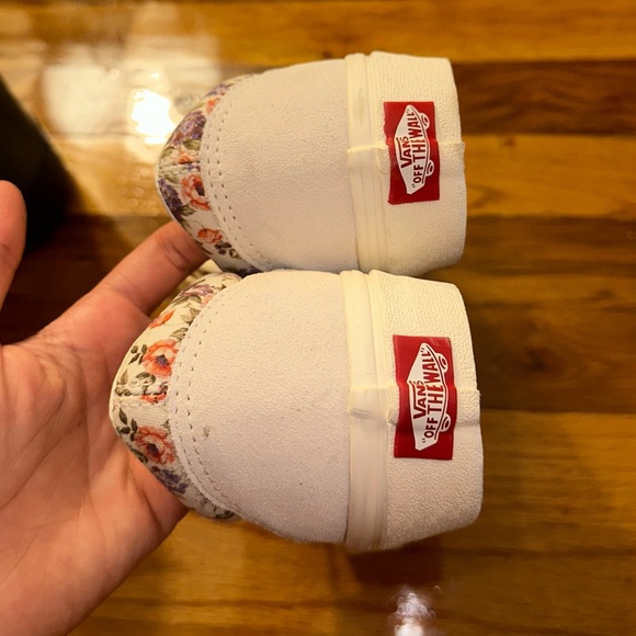 Vans OLD SKOOL VINTAGE FLORAL SHOE - Picture 4 of 5